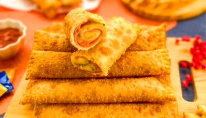 Enroladinho de queijo com presunto e requeijão